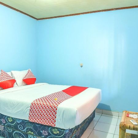 Oyo 1662 Zury Homestay Kuta  Exterior photo